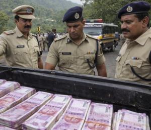 400 Chorla Ghat Robbery | ದರೋಡೆ ಕೇಸ್ - ಕಂಟೇನರ್ ಚಾಲಕರ ಬಂಧನ | Speed News Kannada