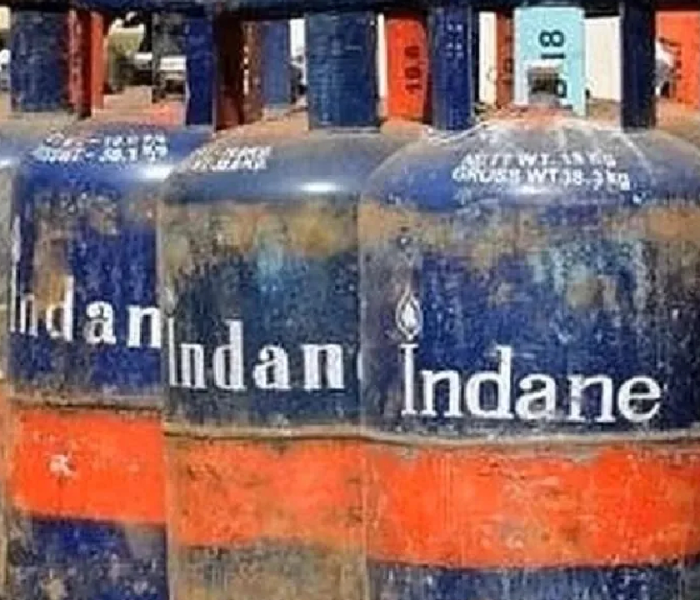 Cylinder Price Hike | ಕೇಂದ್ರ ಬಜೆಟ್ ದಿನವೇ ವಾಣಿಜ್ಯ ಬಳಕೆಯ ಸಿಲಿಂಡರ್ ಬೆಲೆ 50 ರೂ. ಹೆಚ್ಚಳ | Speed News Kannada
