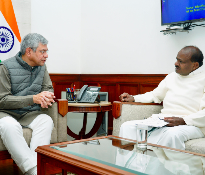 H.D. Kumaraswamy | Ashwini Vaishnav | ಮಂಡ್ಯ ರೈಲ್ವೆ ಯೋಜನೆ: ರೈಲ್ವೆ ಸಚಿವ ಅಶ್ವಿನಿ ವೈಷ್ಣವ ಜತೆ ಸಚಿವ ಹೆಚ್.ಡಿ. ಕುಮಾರಸ್ವಾಮಿ ಚರ್ಚೆ | Speed News Kannada