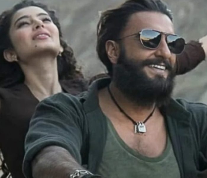 Dhurandhar Creates History | ಬಾಕ್ಸ್ ಆಫೀಸ್‌ನಲ್ಲಿ ಇತಿಹಾಸ ಬರೆದ ಧುರಂಧರ್ 4 ಕೋಟಿ ಟಿಕೆಟ್ ಮಾರಾಟ ಸಾವಿರ ಕೋಟಿ ಕ್ಲಬ್ ದಾಟಿದ ರಣವೀ‌ರ್ ಸಿಂಗ್ ಸಿನಿಮಾ | Speed News Kannada