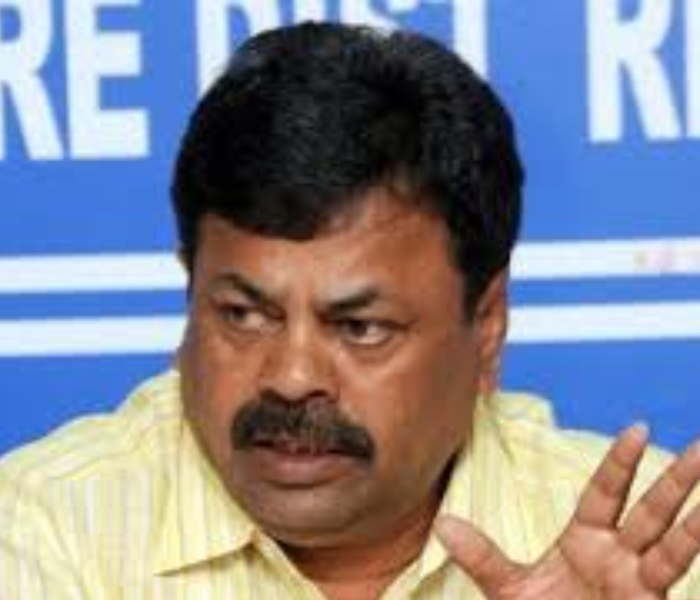 cm must sought apology  for insulting prime ministerSpeed News Kannada