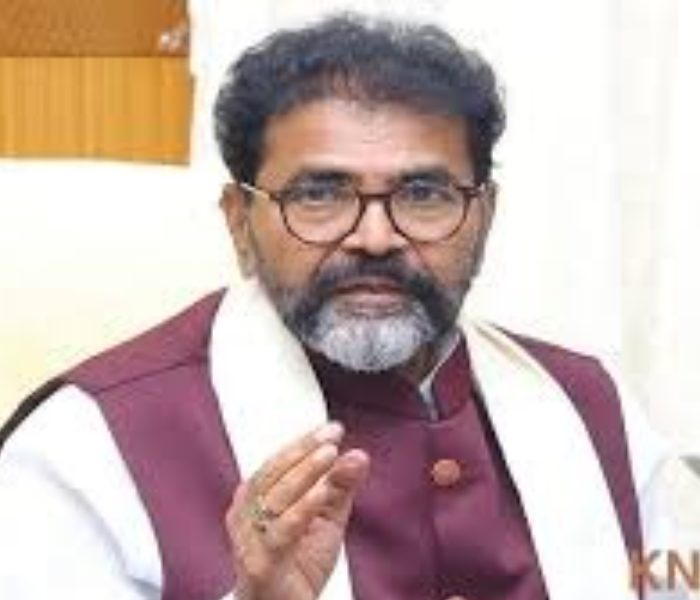 congress joins hands with urban naxals  Speed News Kannada