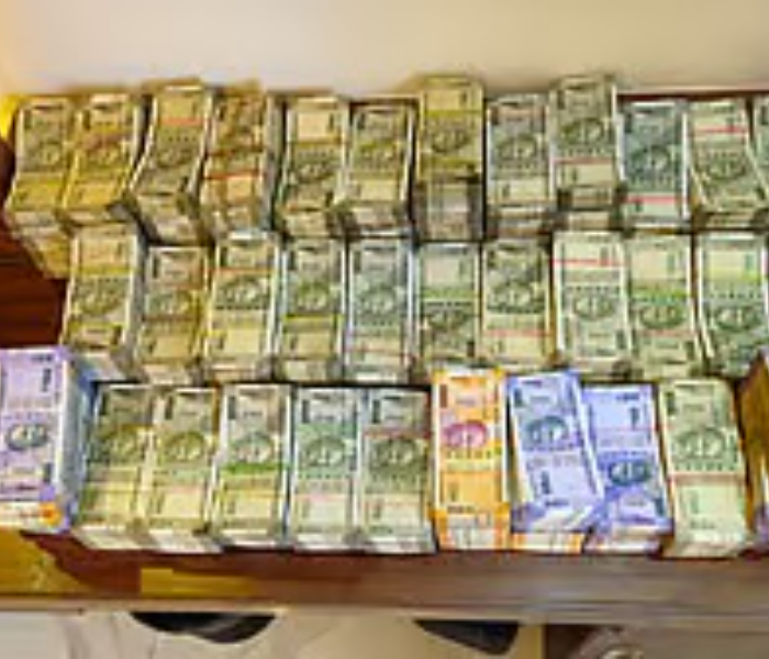 Lokayukta raid | ಲೋಕಾಯುಕ್ತ ದಾಳಿ ಕ್ರೈಸ್‌ ಇಂಜಿನಿಯರ್‌ ಮನೆಯಲ್ಲಿ ಕೋಟಿ ಕೋಟಿ ನಗದು ಪತ್ತೆ | Speed News Kannada