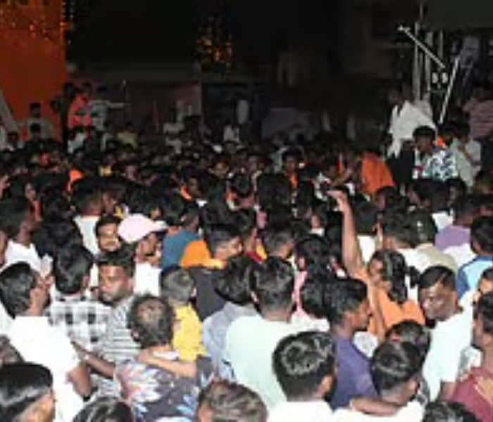 Stone pelting on Shivaji procession | ಶಿವಾಜಿ ಮೆರವಣಿಗೆ ಮೇಲೆ ಕಲ್ಲು ತೂರಾಟ ಕಾಂಗ್ರೆಸ್‌ ಸರ್ಕಾರವೇ ಕಾರಣ ವಿಜಯೇಂದ್ರ ಆರೋಪ | Speed News Kannada