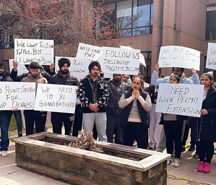 Canada deported 2781 Indians last year | ಕೆನಡಾವು ಕಳೆದ ವರ್ಷ ೨ ಸಾವಿರದ ೭೮೧ ಭಾರತೀಯರನ್ನು ದೇಶದಿಂದ ಹೊರಹಾಕಿದೆ | Speed News Kannada