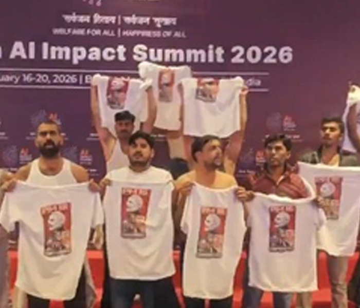 Congress half naked protest at AI conference | ಎಐ ಸಮ್ಮೇಳನದಲ್ಲಿ ಕಾಂಗ್ರೆಸ್‌ ಅರೆಬೆತ್ತಲೆ ಪ್ರತಿಭಟನೆ ವ್ಯಾಪಕ ಖಂಡನೆ | Speed News Kannada