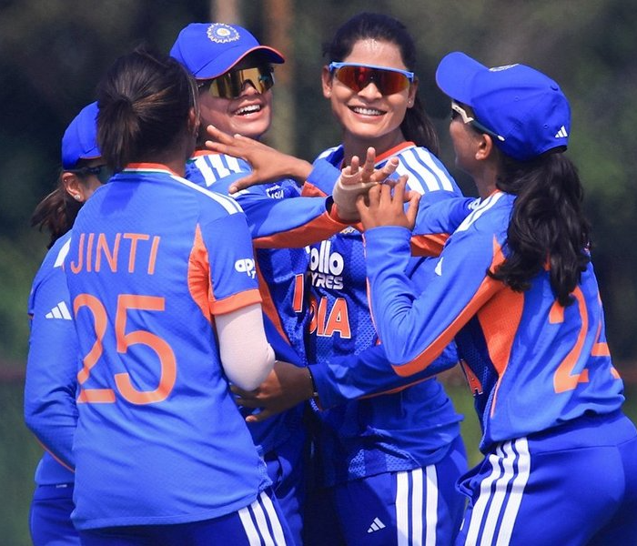 Team India entered the finals | ಫೈನಲ್‌ಗೆ ಎಂಟ್ರಿ ಕೊಟ್ಟ ಟೀಮ್ ಇಂಡಿಯಾ.. ಸೆಮಿಸ್‌ನಲ್ಲಿ ಆಲ್‌ರೌಂಡರ್ ಹೊಡೆತಕ್ಕೆ ಮಣಿದ ಲಂಕಾ ಪಡೆ | Speed News Kannada