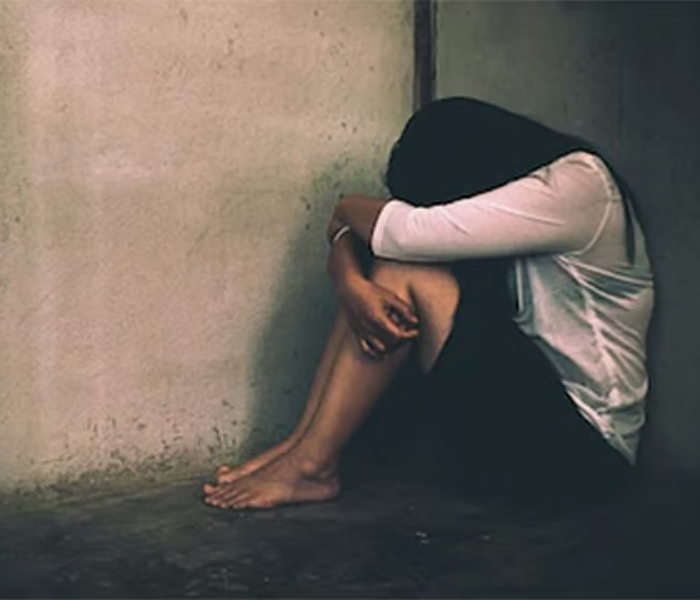 Student given drugs and gang raped by friends | ರಾಜ್ಯದಲ್ಲಿ ಮತ್ತೊಂದು ಪೈಶಾಚಿಕ ಕೃತ್ಯ ವಿದ್ಯಾರ್ಥಿನಿಗೆ ಡ್ರಗ್ಸ್ ನೀಡಿ ಸ್ನೇಹಿತರಿಂದಲೇ ಗ್ಯಾಂಗ್ ರೇಪ್ | Speed News Kannada