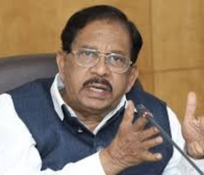  Parameshwara clarifies | ಕೈಗಾರಿಕೆ ವಿಚಾರಕ್ಕೆ ಕುಮಾರಸ್ವಾಮಿ ಭೇಟಿ ಮಾಡಿದ್ದೆ ಪರಮೇಶ್ವರ್‌ ಸ್ಪಷ್ಟನೆ | Speed News Kannada