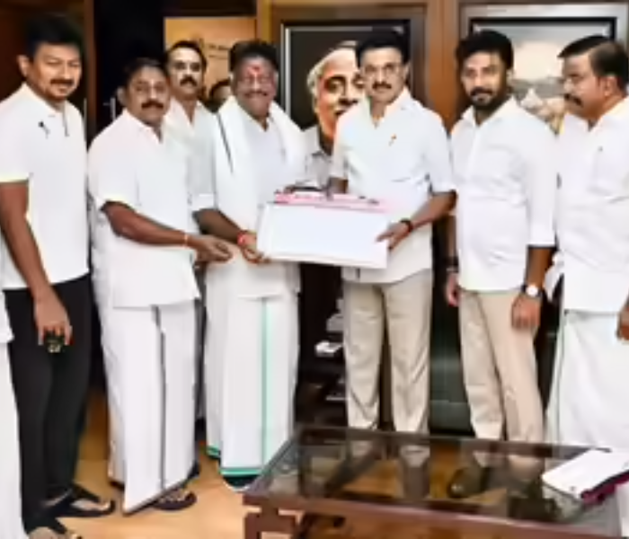 CM Panneerselvam joins DMK | ಗರಿಗೆದರಿದ ತಮಿಳುನಾಡು ಚುನಾವಣೆ ಡಿಎಂಕೆ ಸೇರಿದ ಮಾಜಿ ಸಿಎಂ ಪನ್ನೀರ್‌ಸೆಲ್ವಂ | Speed News Kannada