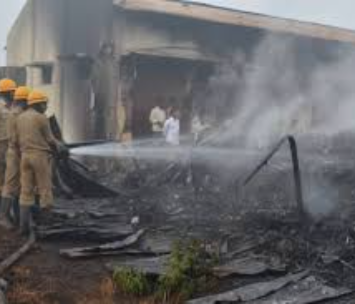 Fridge Blast | ಏಕಾಏಕಿ ಫ್ರಿಜ್ ಬ್ಲಾಸ್ಟ್ ಇಡೀ ಮನೆ ಸುಟ್ಟು ಭಸ್ಮ | Speed News Kannaada