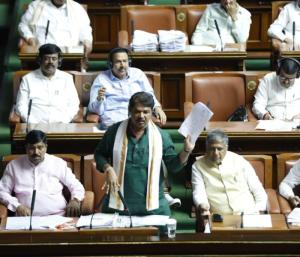 R. Ashoka Demands Resignation Of Thimmapura | ಅಬಕಾರಿ ಇಲಾಖೆಯಲ್ಲಿ ಲಂಚಾವತಾರ: ಸಚಿವ ತಿಮ್ಮಾಪುರ ರಾಜೀನಾಮೆಗೆ ವಿಪಕ್ಷ ನಾಯಕ ಆರ್‌.ಅಶೋಕ ಆಗ್ರಹ | Speed News Kannada