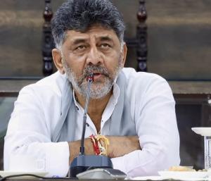 Namma Metro Fare Hike | DK Shivakumar | ನಮ್ಮ ಮೆಟ್ರೋ ಪ್ರಯಾಣ ದರ ಏರಿಕೆ: ಕೇಂದ್ರದೊಂದಿಗೆ ಚರ್ಚೆ: ಡಿಸಿಎಂ ಡಿಕೆ ಶಿವಕುಮಾರ್‌ | SNK