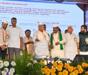 CM Siddaramaiah Demands Central Approval | ಕೃಷ್ಣಾ ಮೇಲ್ದಂಡೆ ಮೇಕೆದಾಟು ಭದ್ರಾ ಮೇಲ್ದಂಡೆ ಯೋಜನೆಗಳಿಗೆ ಕೇಂದ್ರ ಅನುಮತಿ ನೀಡಬೇಕು ಸಿಎಂ ಸಿದ್ದರಾಮಯ್ಯ ಆಗ್ರಹ | Speed News Kannada