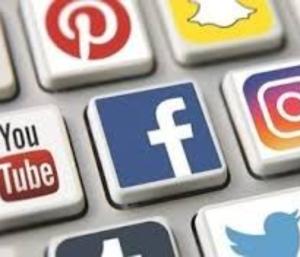 FIR Against Social Media Posts | ಸೋಶಿಯಲ್‌ ಮೀಡಿಯಾ ಪೋಸ್ಟ್‌ ಗಳ ವಿರುದ್ಧ ಎಫ್‌ ಐಆರ್ ಹೊಸ ಮಾರ್ಗಸೂಚಿ ಪ್ರಕಟ | Speed News Kannada