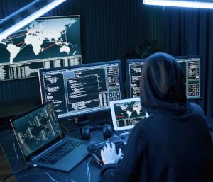 Actress blackmailed by making private video | ಮಹಿಳಾ ಸೆಲಬ್ರೆಟಿ ಕ್ರಿಕೆಟ್ ಟೂರ್ನಿಯಲ್ಲಿ ನಟಿಯ ಖಾಸಗಿ ವಿಡಿಯೋ ಮಾಡಿ ಬ್ಲ್ಯಾಕ್‌ಮೇಲ್ | Speed News Kannada