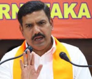 BJP demands withdrawal of media ban on Vidhana Soudha | ವಿಧಾನಸೌಧಕ್ಕೆ ಮಾಧ್ಯಮಗಳಿಗೆ ನಿರ್ಬಂಧ ಆದೇಶ ಹಿಂಪಡೆಯಲು ಬಿಜೆಪಿ ಒತ್ತಾಯ | Speed News Kannada