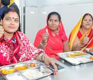 Atal Canteen launched in Delhi | ದೆಹಲಿಯಲ್ಲಿ ಅಟಲ್‌ ಕ್ಯಾಂಟೀನ್‌ ಆರಂಭ ರೂ.5ಕ್ಕೆ ಪೌಷ್ಟಿಕ ಆಹಾರ | Speed News Kannada