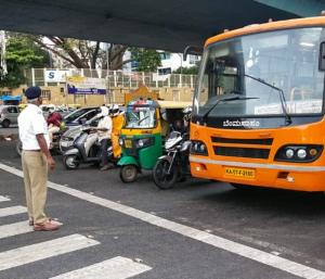 Traffic routes changed in Bengaluru  | ಭಾನುವಾರ ಬೆಂಗಳೂರು ನಗರದಲ್ಲಿ ಸಂಚಾರ ಮಾರ್ಗ ಬದಲು | Speed News Kannada
