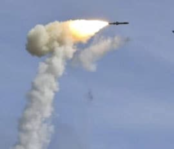 Drone crashes near Erbil airport in Iraq | ಇರಾಕ್ ನ ಎರ್ಬಿಲ್ ವಿಮಾನ ನಿಲ್ದಾಣದ ಬಳಿ ಡೋನ್ ಪತನ: ದೋಹಾ ದುಬೈನಲ್ಲೂ ಸ್ಫೋಟ ವರದಿ | Speed News Kannada