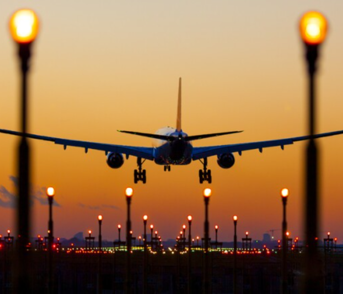 The super rich paid Rs 3.2 crore for a private jet to escape Dubai | ಯುದ್ಧದ ಭೀತಿ ದುಬೈನಿಂದ ಹೊರಬರಲು ಖಾಸಗಿ ಜೆಟ್‌ 3.2 ಕೋಟಿ ರೂ ನೀಡಿದ ಅತಿಮಹಾನ್ ಶ್ರೀಮಂತರು | Speed News Kannada