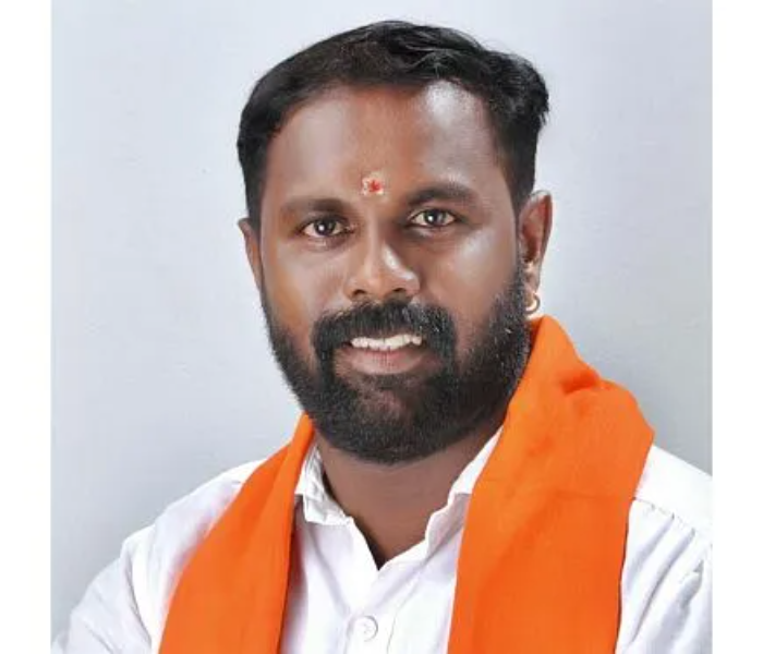 BJP leader stabbed Admitted to hospital | ಬಿಜೆಪಿ ಮುಖಂಡನಿಗೆ ಚಾಕು ಇರಿತ ಆಸ್ಪತ್ರೆಗೆ ದಾಖಲು | Speed News Kannada