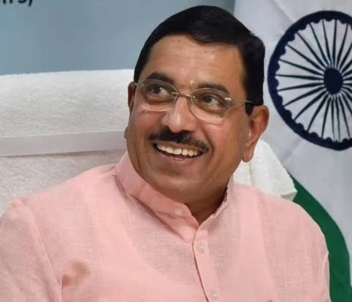 Congress government has increased the prices of more than 50 items | ರಾಜ್ಯ ಕಾಂಗ್ರೆಸ್ ಸರ್ಕಾರ 50ಕ್ಕೂ ಹೆಚ್ಚು ವಸ್ತುಗಳ ಬೆಲೆ ಏರಿಸಿದೆ ಪ್ರಹ್ಲಾದ ಜೋಶಿ ತರಾಟೆ | Speed News kannada