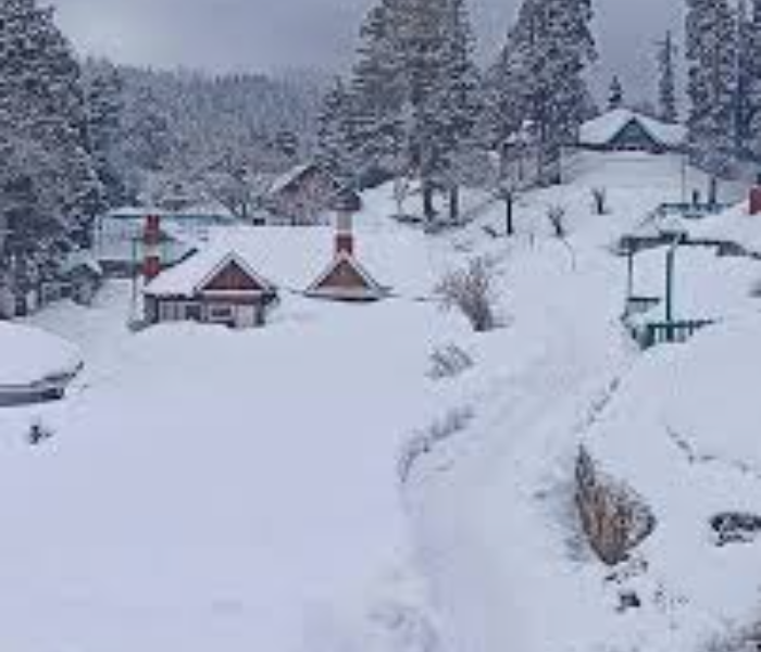 Heavy snowfall in Jammu and Kashmir Public worker dies | ಪ್ರತಿನಿಧಿ ಮತ್ತು ಕಾಶ್ಮೀರದಲ್ಲಿ ಭಾರೀ ಹಿಮಪಾತ ಸಾರ್ವಜನಿಕ ಕಾರ್ಮಿಕ ಸಾ*ವು | Speed News Kannada