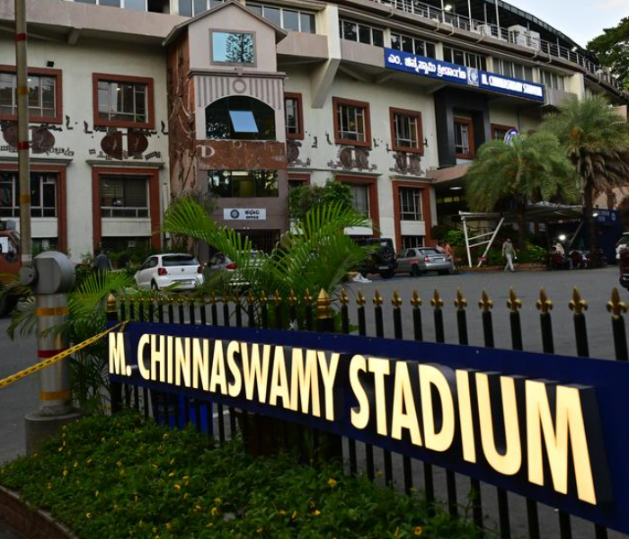 Bengaluru Police inspect Chinnaswamy Stadium to conduct IPL match | ಐಪಿಎಲ್ ನಡೆಸಲು ಚಿನ್ನಸ್ವಾಮಿ ಕ್ರೀಡಾಂಗಣ ಪರಿಶೀಲನೆ ನಡೆಸಿ ಒಕೆ ಎಂದ ಬೆಂಗಳೂರು ಪೊಲೀಸರು | Speed News Kannada