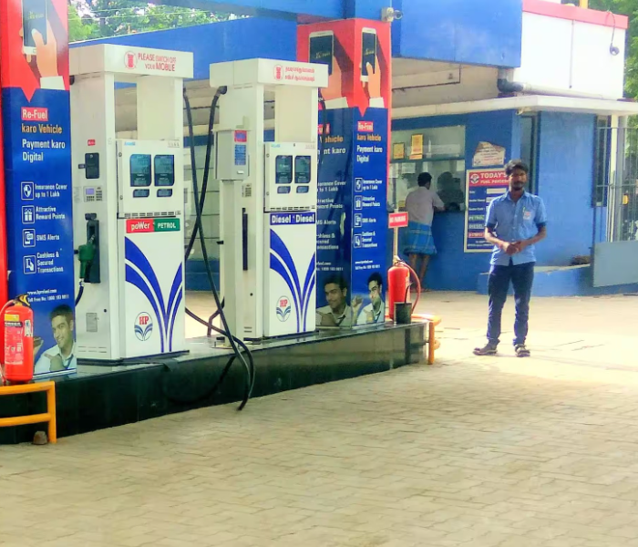 Good news from the central government | ಕೇಂದ್ರ ಸರ್ಕಾರದಿಂದ ಗುಡ್‌ ನ್ಯೂಸ್‌ ಪೆಟ್ರೋಲ್‌ ಡೀಸೆಲ್‌ ಮೇಲಿನ ಅಬಕಾರಿ ಸುಂಕ ಭಾರೀ ಇಳಿಕೆ | Speed News Kannada