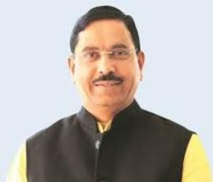 Minister Joshi welcomes | ಧಾರವಾಡ ಕೆಐಎಡಿಬಿ ವಲಯ ಕಚೇರಿ ಸ್ಥಳಾಂತರ ಕೈಬಿಟ್ಟ ಸರ್ಕಾರ ಸಚಿವ ಜೋಶಿ ಸ್ವಾಗತ | Speed News Kannada