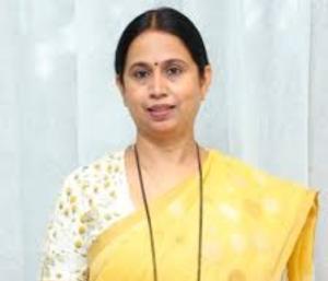 cylinder price hike gift of modi govt ; lakshmi hebbalkar Speed News Kannada 