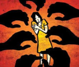 Criminals raped a sleeping child at home | ಮನೆಯಲ್ಲಿ ಮಲಗಿದ್ದ ಮಗುವನ್ನು ಅತ್ಯಾಚಾರ ಮಾಡಿ ಎಸೆದು ಹೋದ ಪಾಪಿಗಳು | Speed News Kannada