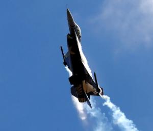 Iran shoots down another F-16 jet; threatens to blow up universities|ಮತ್ತೊಂದು F-16 ಜೆಟ್‌ ಹೊಡೆದುರುಳಿಸಿದ ಇರಾನ್‌; ವಿಶ್ವವಿದ್ಯಾಲಯಗಳನ್ನ ಉಡಾಯಿಸೋದಾಗಿ ಬೆದರಿಕೆ|Speed News Kannada