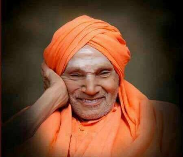 A huge artwork attracts devotees at Siddaganga Math a tribute to the saints|ಸಿದ್ಧಗಂಗಾ ಮಠದಲ್ಲಿ ಭಕ್ತರನ್ನು ಸೆಳೆಯುವ ಬೃಹತ್ ಕಲಾಕೃತಿ- ಶ್ರೀಗಳಿಗೆ ನಮನ| Speed News Kannada