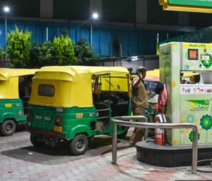 Auto gas chaos across Karnataka | ಕರ್ನಾಟಕದಾದ್ಯಂತ ಆಟೋ ಗ್ಯಾಸ್ ಹಾಹಾಕಾರ | Speed news kannada