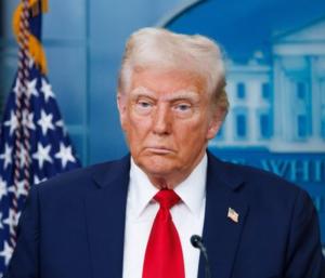 Trump says Iran rescued missing US pilot|ಇರಾನ್ ನಾಪತ್ತೆಯಾಗಿದ್ದ ಅಮೆರಿಕ ಪೈಲೆಟ್‌ ರಕ್ಷಣೆ, ಟ್ರಂಪ್‌|Speed News Kannada