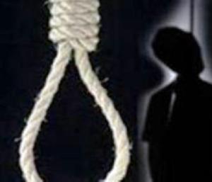 Lorry driver commits suicide after being caught by police | ಮದ್ಯ ಸೇವಿಸಿ ಪೊಲೀಸರಿಗೆ ಸಿಕ್ಕಿಬಿದ್ದ ಲಾರಿ ಚಾಲಕ ಆತ್ಮಹತ್ಯೆ | Speed News Kannada