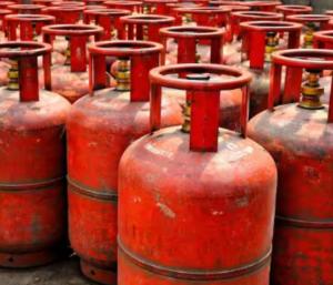 Good news from the relief LPG supply center for Bangalore hotels|ಬೆಂಗಳೂರು ಹೊಟೇಲ್‌ಗಳಿಗೆ ರಿಲೀಫ್ LPG ಪೂರೈಕೆ ಕೇಂದ್ರದಿಂದ ಗುಡ್‌ನ್ಯೂಸ್‌|Speed News Kannada