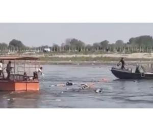 Boat accident in Yamuna river in Vrindavan | 10 tourists dead|ವೃಂದಾವನದ ಯಮುನಾ ನದಿಯಲ್ಲಿ ಬೋಟ್ ದುರಂತ| 10 ಪ್ರವಾಸಿಗರ ಸಾವು|Speed News Kannada