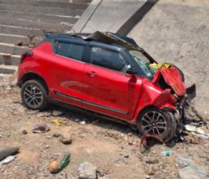 Mother, son die after Swift car falls into canal|ನಾಲೆಗೆ ಬಿದ್ದ ಸ್ವಿಫ್ಟ್ ಕಾರು ತಾಯಿ, ಮಗ ದುರ್ಮರಣ|Speed News Kannada