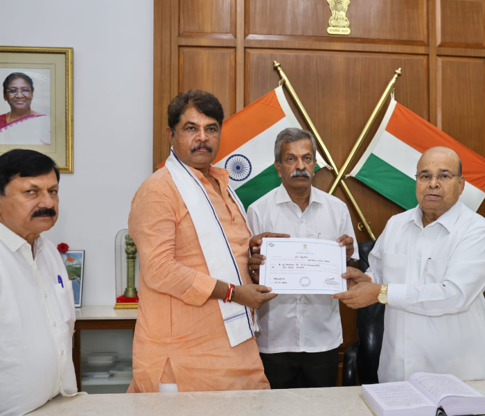 respect constitution; r ashok to cm siddaramaiah| ಸಂವಿಧಾನಕ್ಕೆ ಗೌರವ ಕೊಡಿ: ಸಿಎಂ ಸಿದ್ದರಾಮಯ್ಯಗೆ ಆರ್. ಅಶೋಕ್‌ ಆಗ್ರಹ|Speed News Kannada