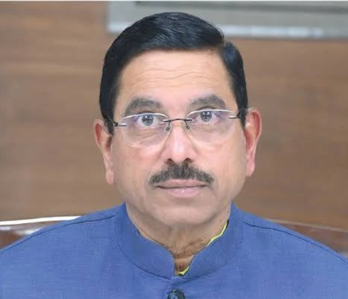 hijab ban withdrawn; insult to judiciary: prahlad joshi|ಹಿಜಾಬ್ ನಿಷೇಧ ವಾಪಸ್; ನ್ಯಾಯಾಂಗ ವ್ಯವಸ್ಥೆಗೆ ಅಪಮಾನ: ಪ್ರಲ್ಹಾದ ಜೋಶಿ ಕಿಡಿ| Speed News Kannada