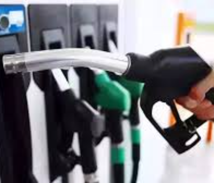 diesel,petrol, cng price hike;opposition parties criticise pm modi| ಡೀಸೆಲ್‌, ಪೆಟ್ರೋಲ್‌, ಸಿಎನ್‌ ಜಿ ಬೆಲೆ ಹೆಚ್ಚಳ; ಪ್ರಧಾನಿ ಮೋದಿ ವಿರುದ್ಧ ತಿರುಗಿ ಬಿದ್ದ ವಿಪಕ್ಷಗಳು| Speed News Kannada