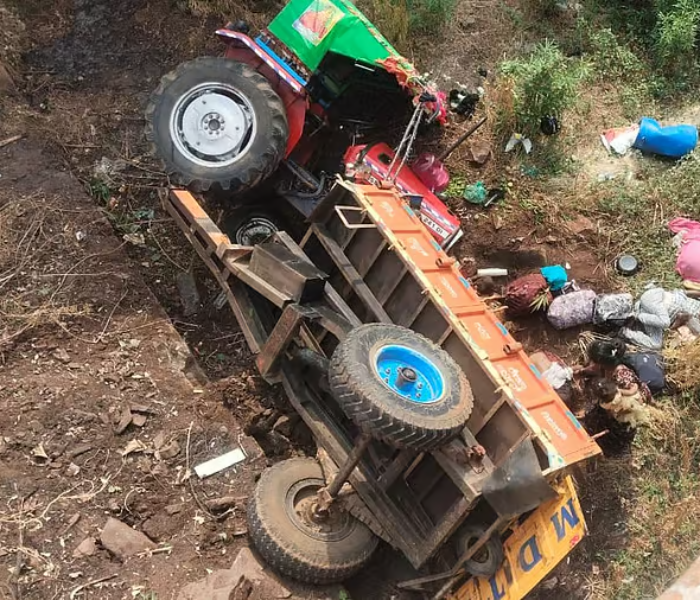 tanker hit tractor from backside;6 died, many serious| ಟ್ರ್ಯಾಕ್ಟರ್ ಗೆ ಹಿಂಬದಿಯಿಂದ ಟ್ಯಾಂಕರ್ ಡಿಕ್ಕಿ; ಆರು ಮಂದಿ ಸಾವು; ಹಲವರ ಸ್ಥಿತಿ ಗಂಭೀರ|Speed News Kannada