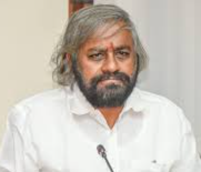 ತಲೆ ಮೇಲೆ ಸಿಲಿಂಡರ್ ಹೊತ್ತು ಪ್ರತಿಭಟನೆ ಮಾಡಿದವರುಈಗ ಎಲ್ಲಿದ್ದಾರೆ?: ಸಚಿವ ಖಂಡ್ರೆ ಪ್ರಶ್ನೆ|Speed News Kannada