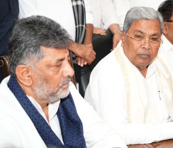  ಸಿಕ್ಕ ಅವಕಾಶದಲ್ಲಿ ಸಿದ್ದರಾಮಯ್ಯ ಉತ್ತಮ ಸಾಧನೆ ಮಾಡಿದ್ದಾರೆ:ಡಿಕೆ ಶಿವಕುಮಾರ್ ಮೆಚ್ಚುಗೆ| Speed News Kannada