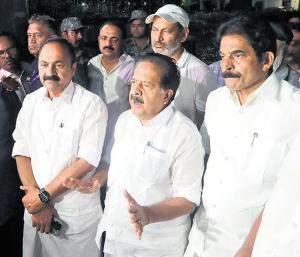 keralam; Three strong aspirants; selection become headache to highc...