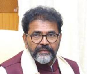 clash begins again in the name of hijab;chalavadi attack cong gover...