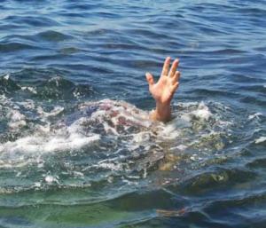 Tragedy in Bhadra Right Bank Canal | ಭದ್ರಾ ಬಲದಂಡೆ ನಾಲೆಯಲ್ಲಿ ದುರಂತ ಈಜಲು ಹೋಗಿದ್ದ ಇಬ್ಬರು ಇಂಜಿನಿಯರಿಂಗ್ ವಿದ್ಯಾರ್ಥಿಗಳು ನೀರುಪಾಲು | Speed News Kannada